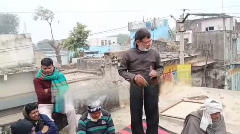 गांव निवासियों ने पुलिस को दिया तीन दिन का समय चोर नहीं पकड़े तो करेंगे चक्का जाम