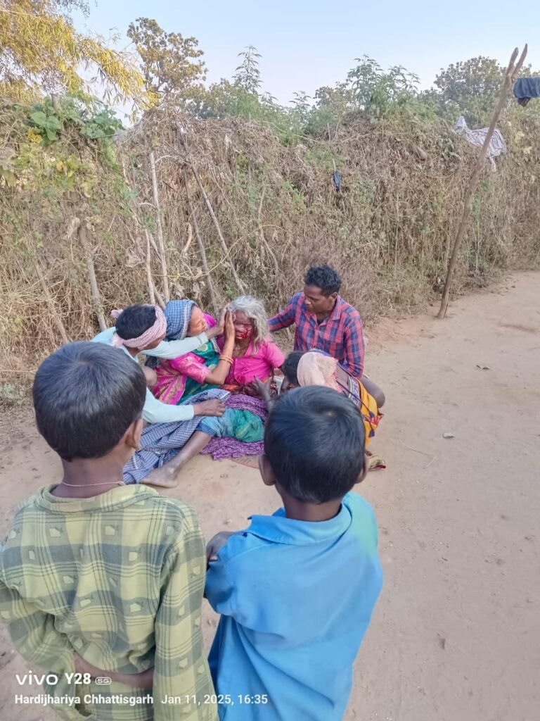 बुजुर्ग दादी के डांट से क्षुब्ध पोता ने अपनी दादी का आंख फोड़ा,