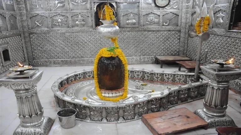 UJJAIN : गर्मी में बदलेगी बाबा महाकाल की दिनचर्या, ठंडे जल से करेंगे स्नान