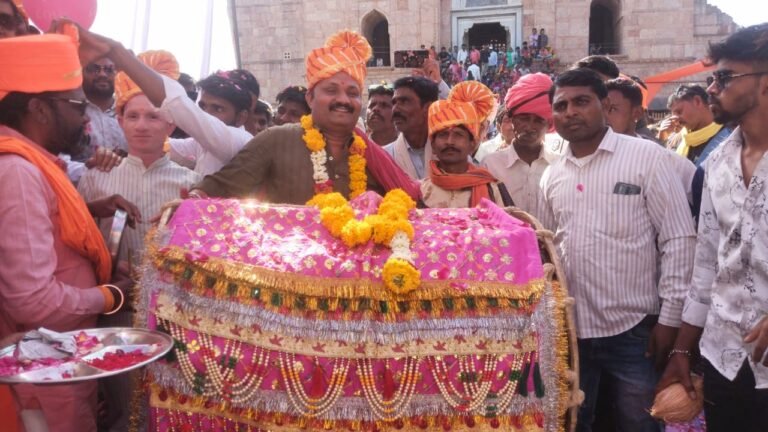 पर्यटन नगरी मांडू में इतिहास और संस्कृति का हुआ अदभुत मिलन