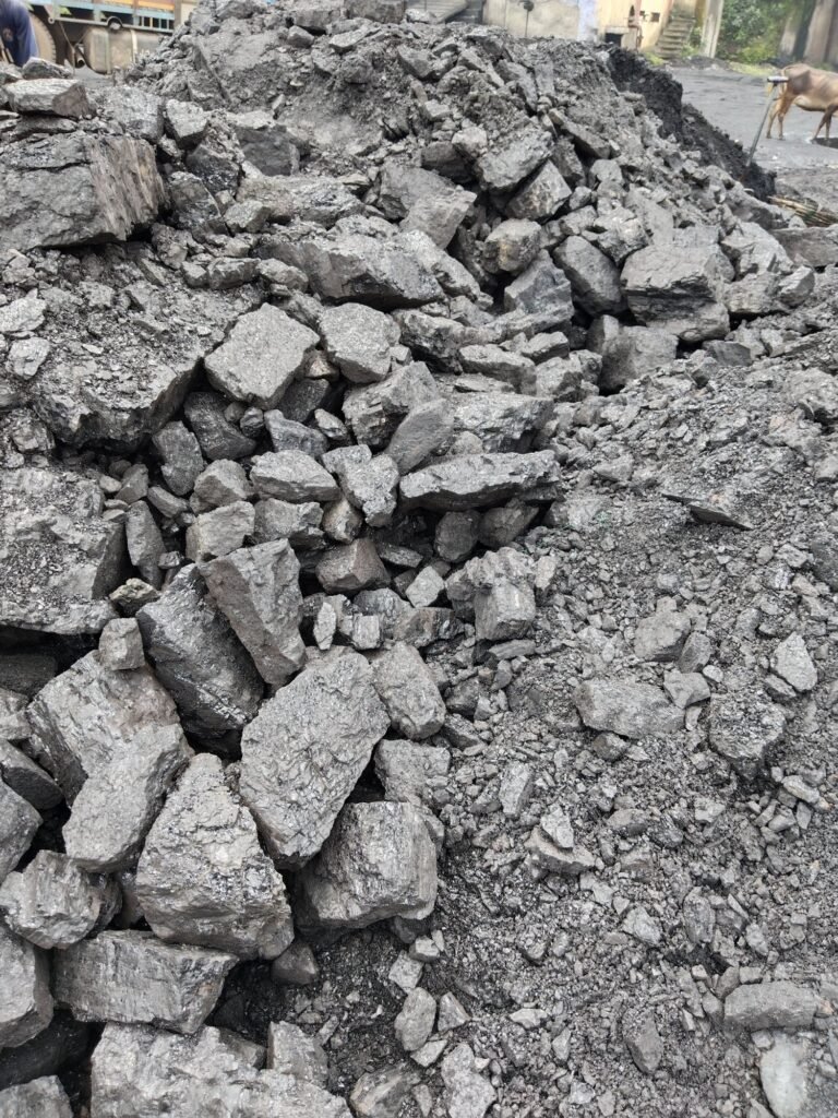 बैतूल कोयला खदान हादसा, 3.5 किमी अंदर दबे कर्मचारी बैतूल कोयला खदान हादसा, 3.5 किमी अंदर दबे कर्मचारी