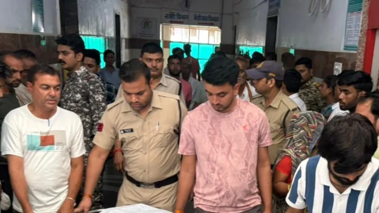 मुरैना जिले में शराब माफिया के हौसले बुलंद,चाचा-भतीजे की गोली मारकर हत्या