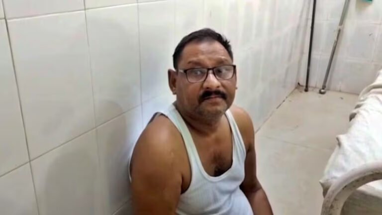 UP NEWS : नशे में धुत डॉक्टर ने नहीं किया इलाज, सड़क हादसे में घायल होमगार्ड की गई जान… CMO ने दिए जांच के आदेश