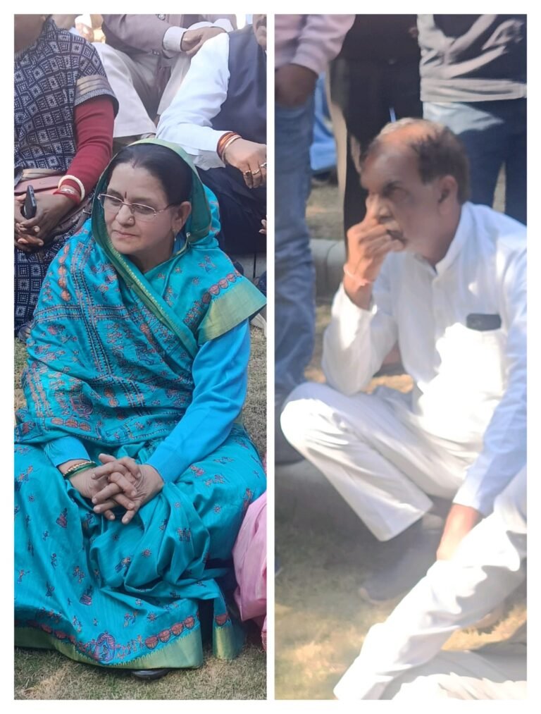 सात डिग्री की ठंड में भी न्याय की आग: प्रशासन की चुप्पी के बीच तीसरे दिन भी जारी अनिश्चितकालीन धरना